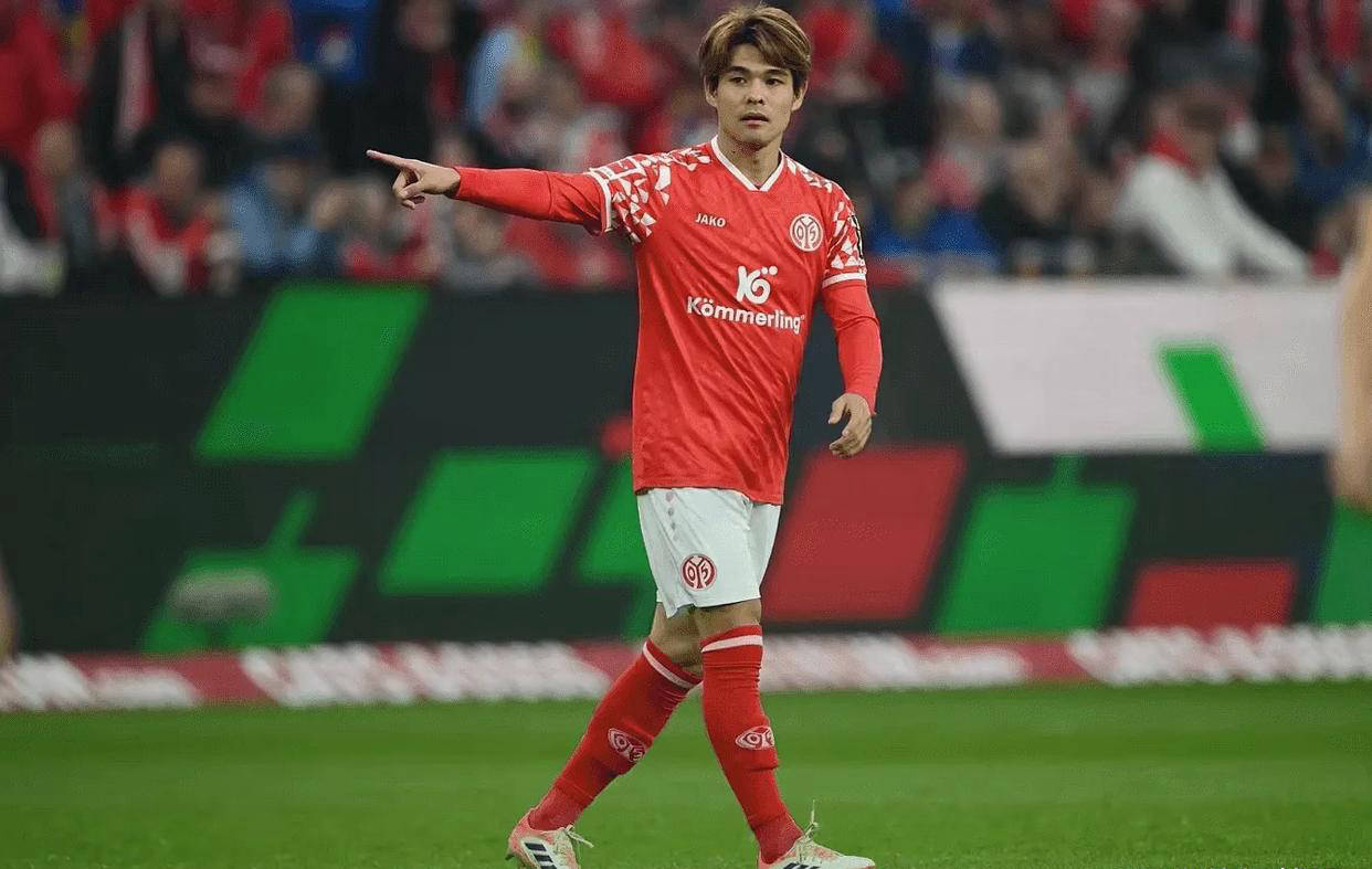 欧战疯狂之夜:英超三强全胜,德甲双雄发力,意甲陷入困境